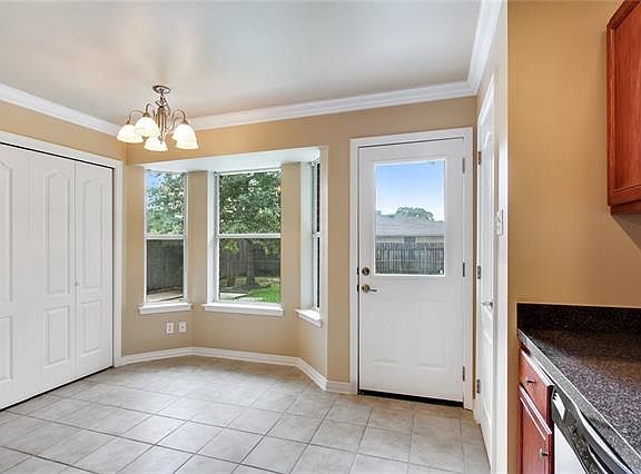 4th image of 3517 Lake Villa Dr