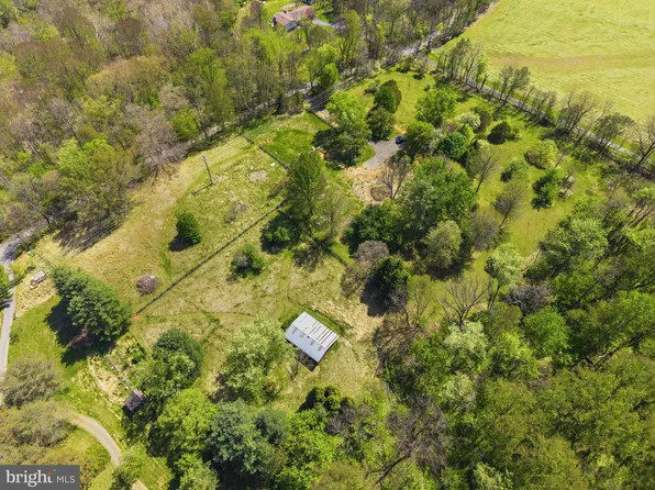 13121 Orrison Rd, Lovettsville, VA 20180