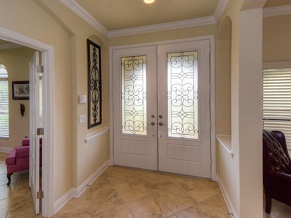 3rd image of 2729 Colewood Ln
