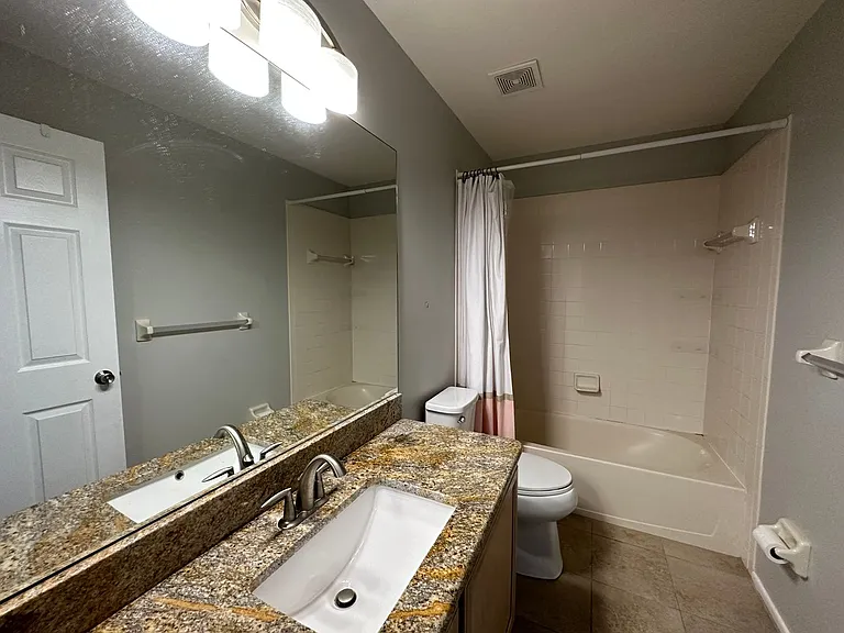 413 Kensington Lake Cir — Photo 5
