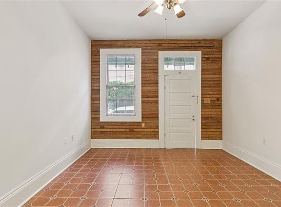 4th image of 3620 Burgundy St