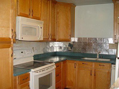 3rd image of 158 Ramsell St