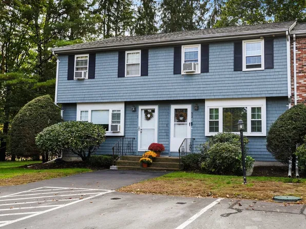 5 Christopher Dr APT 2, South Easton, MA 02375