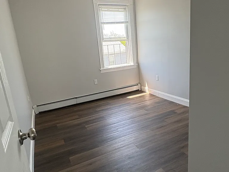 33 Marietta St #6 — Photo 5