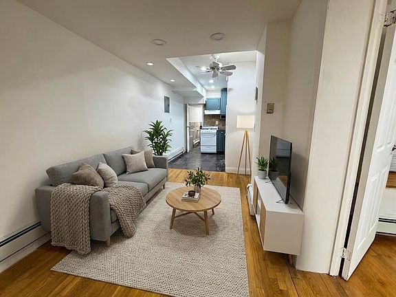 2nd image of 113 W 106th St #1S