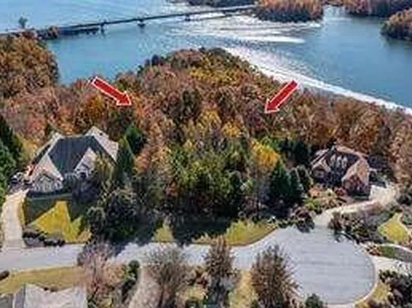 3735 Wavespray Ct, Gainesville, GA 30506