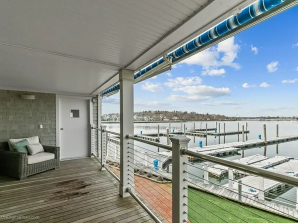 31 Coddington Wharf APT 7, Newport, RI 02840