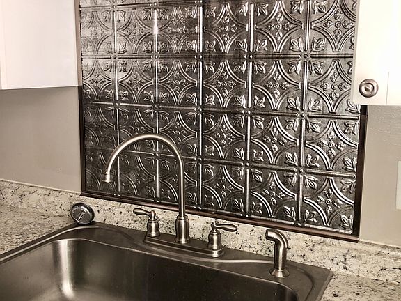 4th image of 20 N 10th Ave APT 17