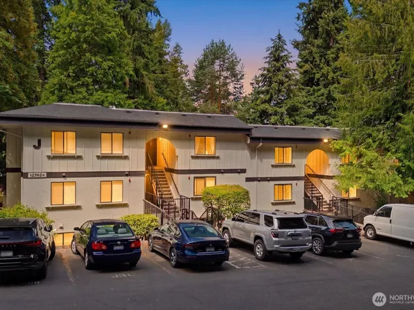 12742 NE 116th Lane #J23, Kirkland, WA 98034