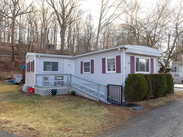 10 MOUART Lane, Hopewell Junction, NY 12533