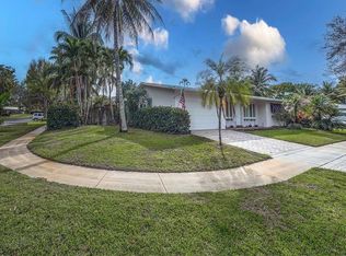5702 SW 2nd St, Plantation, FL 33317