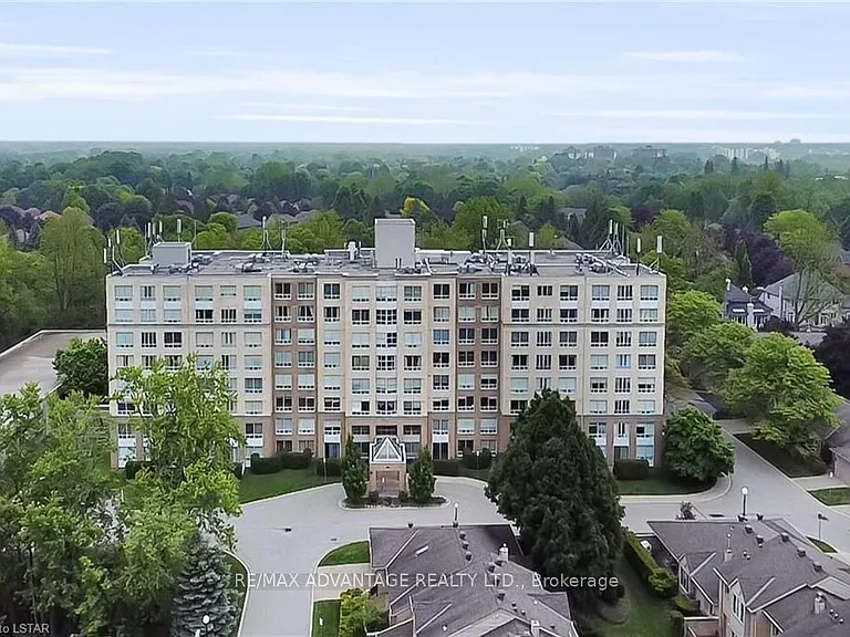 1510 Richmond St #405 — Photo 35