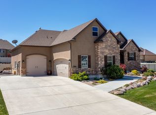 2366 E Riley Dr, Eagle Mountain, UT 84005