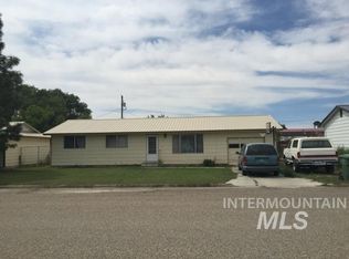 467 Elm St N, Vale, OR 97918