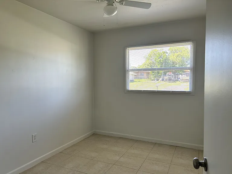 3930 Baker Ave — Photo 6