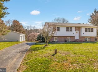 110 Scotts Glen Rd, Lincoln University, PA 19352