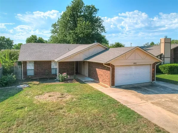 502 Telstar St, Norman, OK 73069