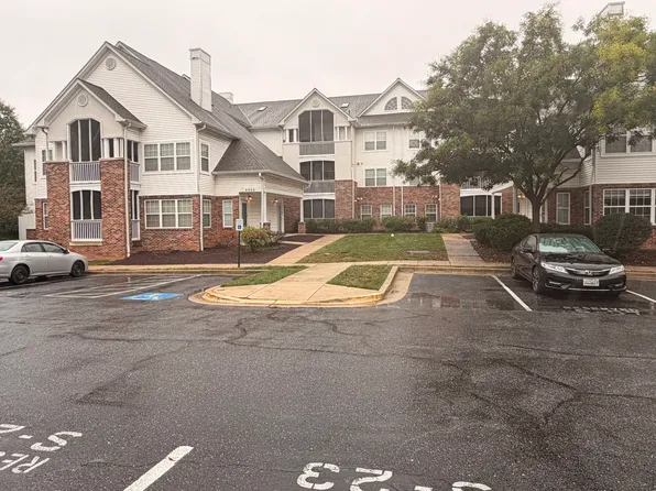 6522 Lake Park Dr APT 102, Greenbelt, MD 20770