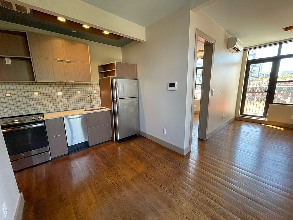 1st image of 441 Meeker Ave #3BB