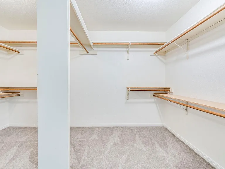 6318 Zadock Woods Dr — Photo 24