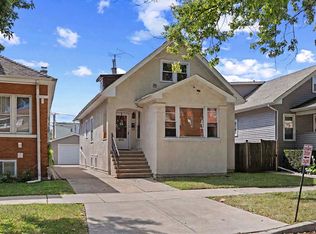 4865 W Cornelia Ave, Chicago, IL 60641