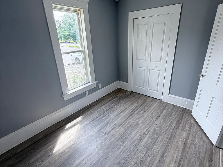 2301 East Ave — Photo 5