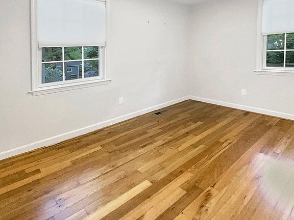 5th image of 6937 Chestnut Ave