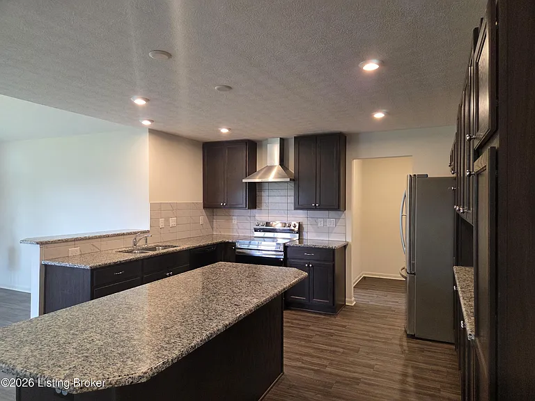 108 Strawberry Field Dr — Photo 10