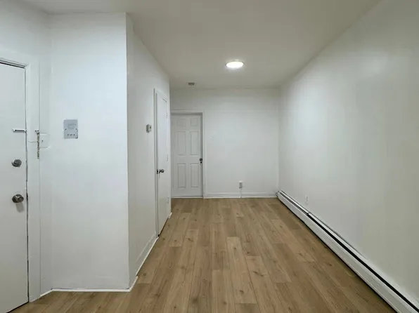 44 Storms Avenue image 6 of 10