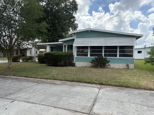 388 S Edgewater Dr #388, Plant City, FL 33565