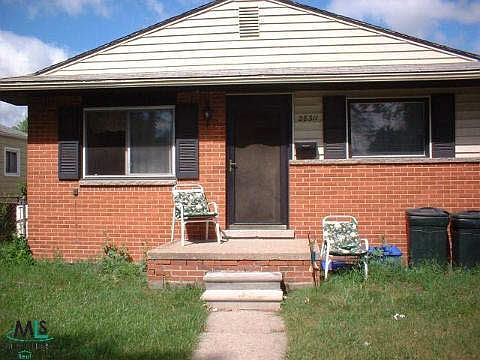 1st image of 28311 N Florence St