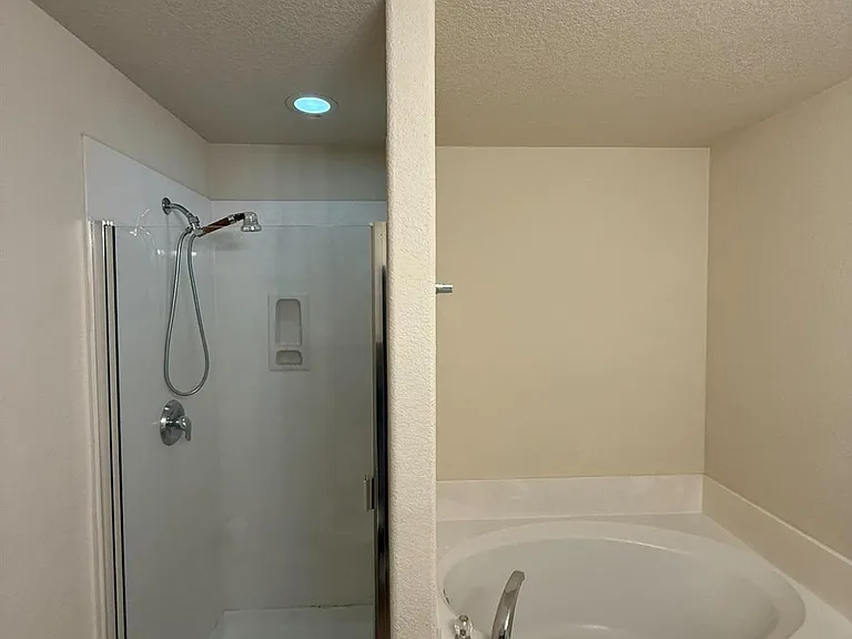 17719 Scarlett Falls Ln — Photo 14