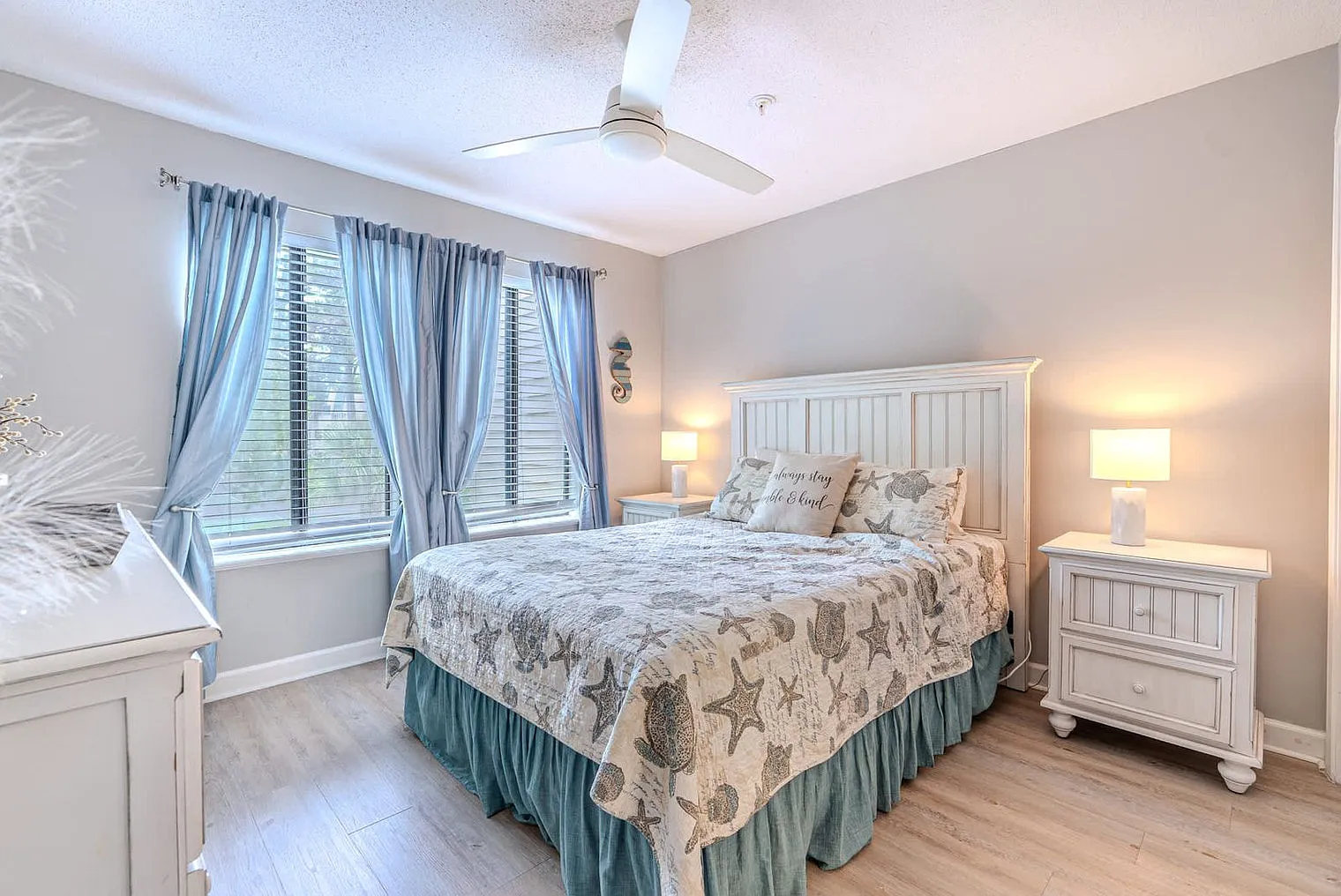 2 bed, 2.0 bath, 914 sqft, $2,729 — Photo 3