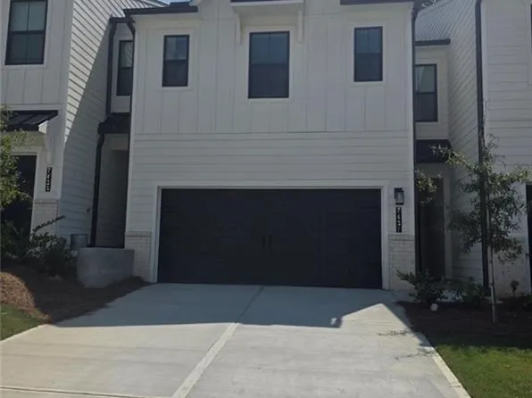 7437 Quinn Pl #140, Flowery Branch, GA 30542