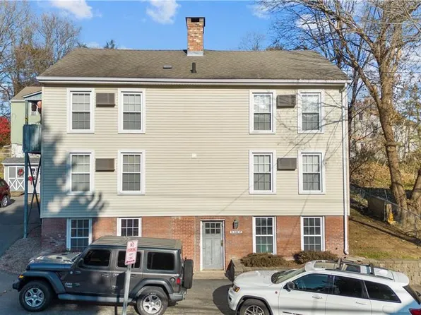 12 Elm Street, Simsbury, CT 06081