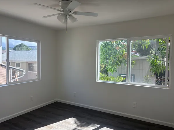 3214 Esther St #2, Honolulu, HI 96815