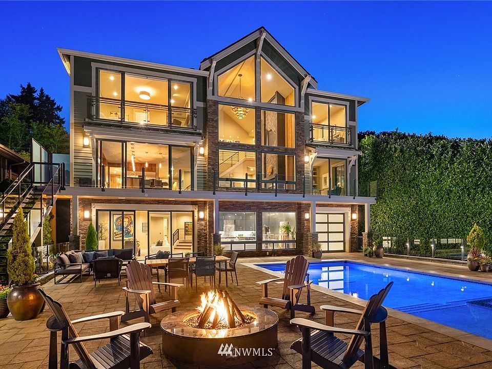 8702 Sand Point Way NE, Seattle, WA 98115 Zillow