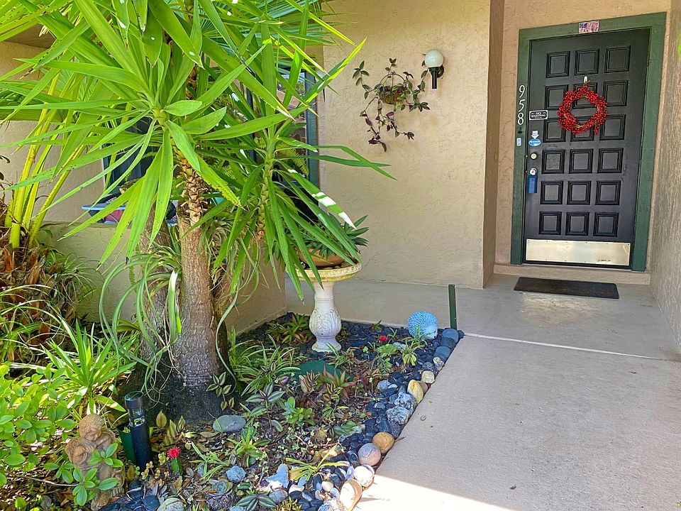 1st image of 958 Sunridge Dr