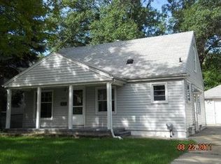 23241 Seneca Ave, Oak Park, MI 48237