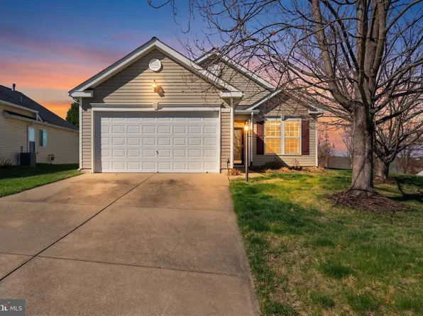 16441 Sparkling Brook Loop, Dumfries, VA 22025