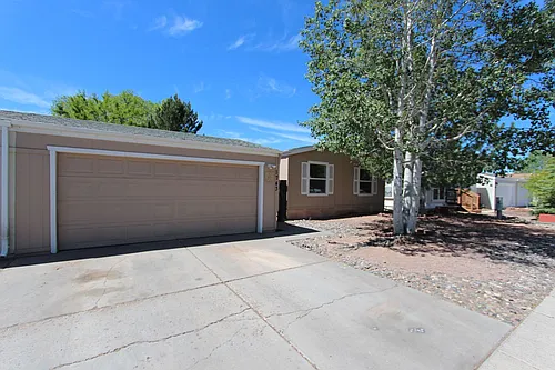 1743 W Mikey Dr Photo 1