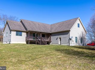 1012 Hemlock Cir, Oakland, MD