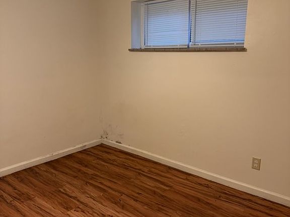 4th image of 8 Stewart Park #A6d2673b2