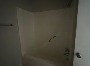 9136 E 85th St #9136, Kansas City, MO 64138