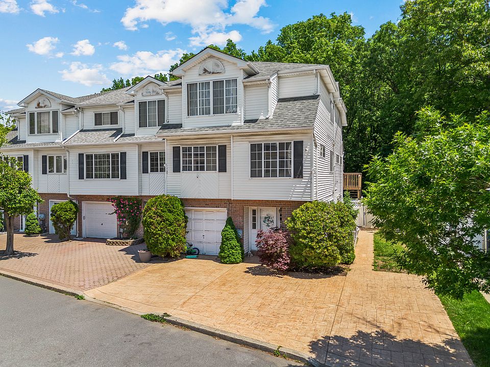 1st image of 48 White Oak Ln