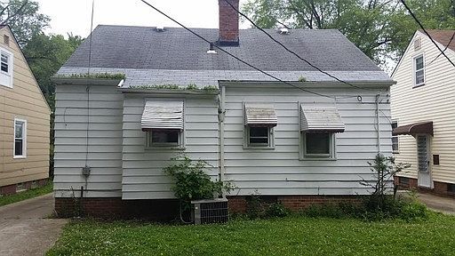4th image of 5566 Waterbury Ave