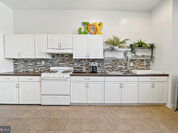 4th image of 2024 E Lehigh Ave