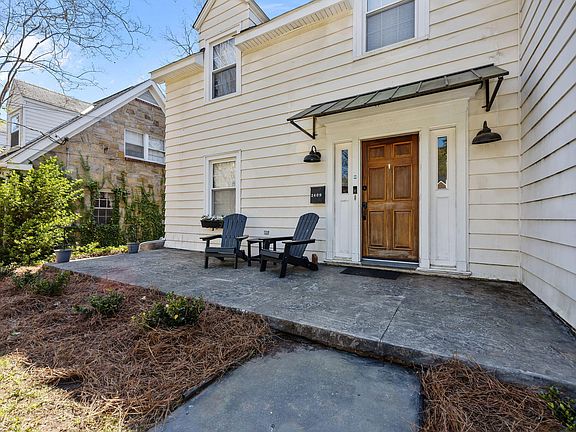 3rd image of 2409 Stafford Ave