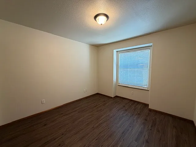 1332 Glenbrook Way — Photo 8