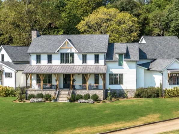 6709 Cool Springs Rd, Thompsons Station, TN 37179